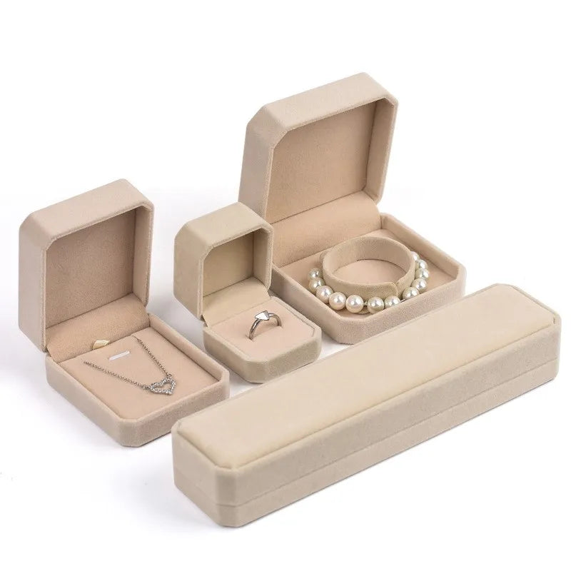 Luxuriöse Samt Schmuckbox: Organizer für Halsketten, Ringe, Armbänder & Ohrringe