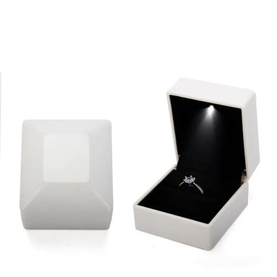 LED-Ringbox für Verlobung & Hochzeit – Schmuckgeschenkbox mit Licht