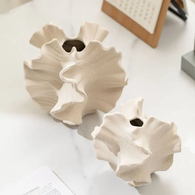 CAPIRON Ceramic Coral Vase Nordic Art Beige Matte Container für Blumen Pampasgras Wohnzimmer Tischdekoration