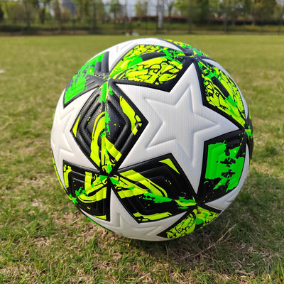 Hochwertiger Fußball: Offizielle Größe 4/5, Nahtloses PU-Material für Training & Spiele