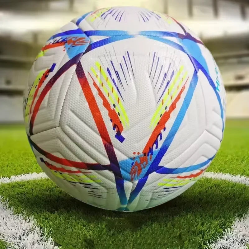 Hochwertiger Fußball Größe 5: Nahtloses PU-Material für Training & Spiele